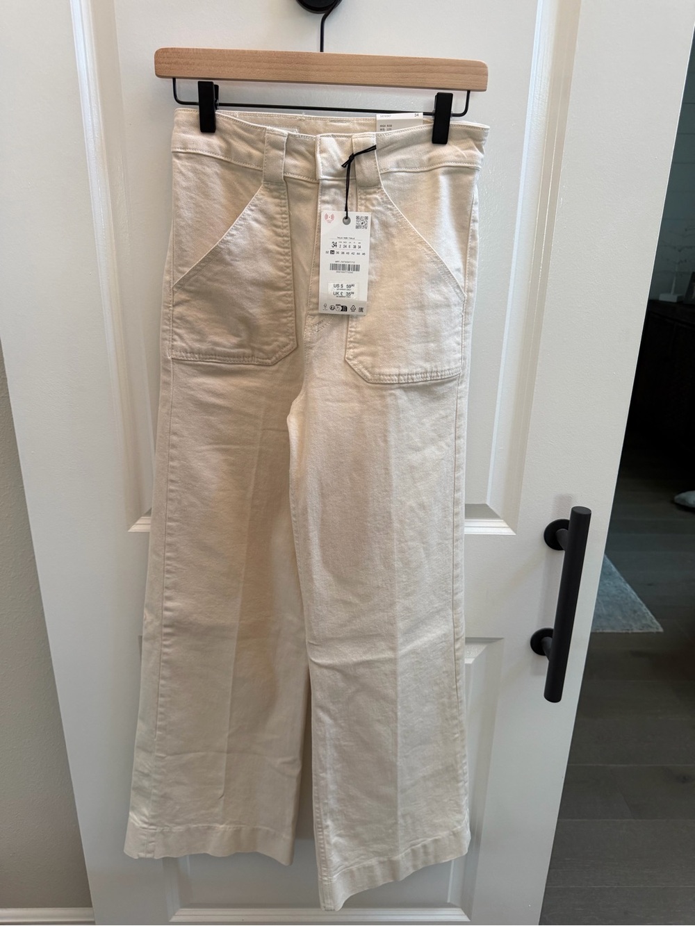 Zara Off-White Wide-Leg Jeans with Front Patch Pockets